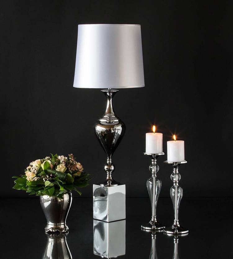 Kerzenhalter in Silber und Glas