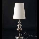 Tablelamp silverfinish with lampshade