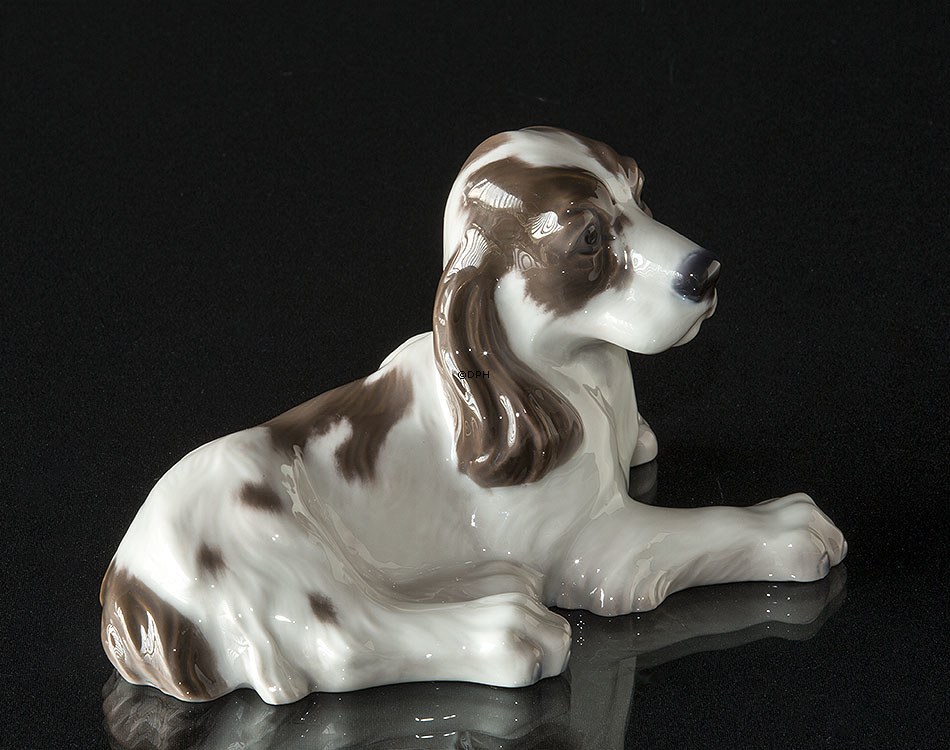 Cocker Spaniel, liggende, Lyngby figur nr. 10
