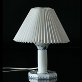 Le Klint 2 S17 Lampeskærm af hvid plast excl. lampestativ