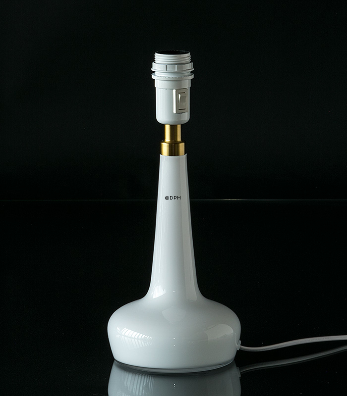 Le Klint 311 bordlampe af blankt hvidt glas, Gammel lampe