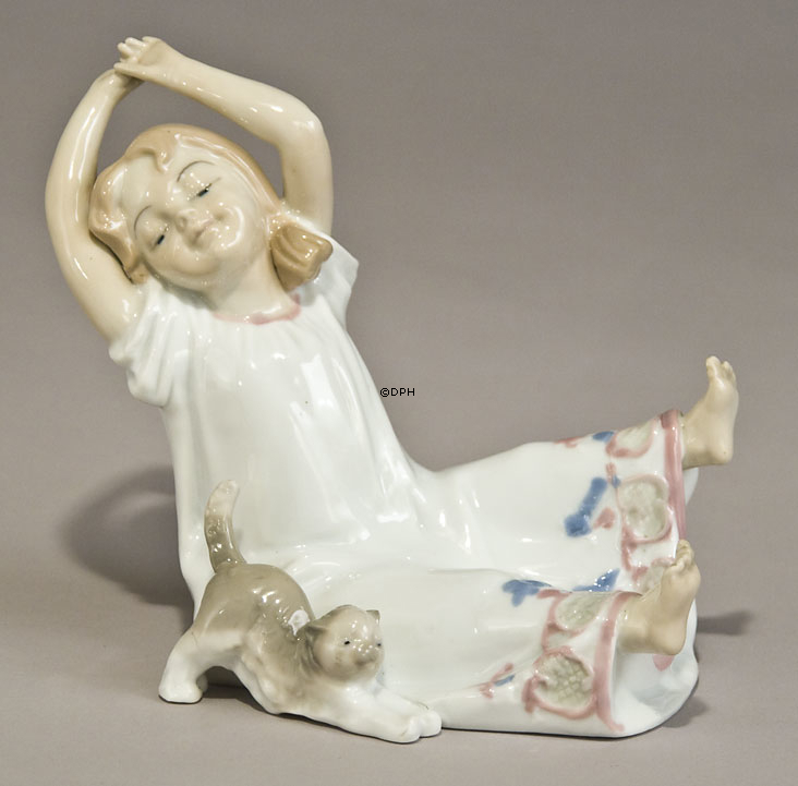 Pige med kattekilling,