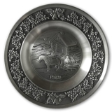 1989 Måstad Pewter Christmas plate, Sledge with wood