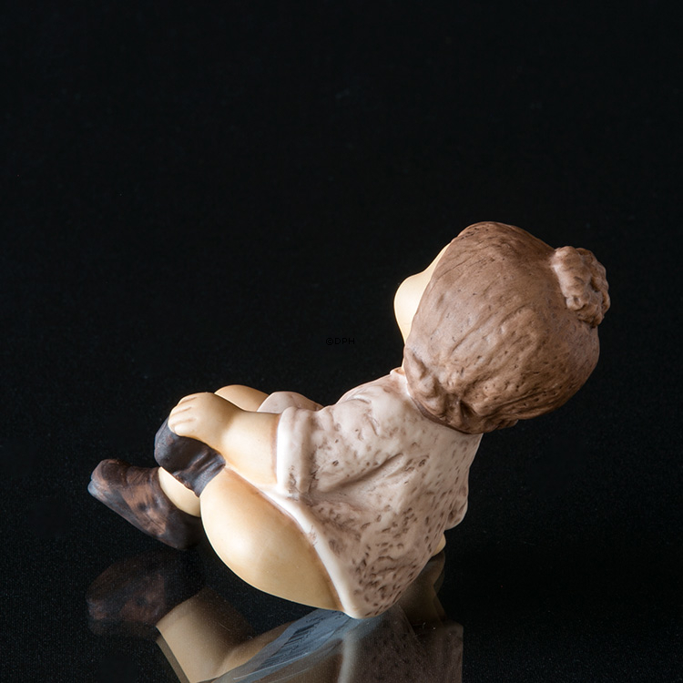 Goebel Hummel Nina og Marco Nina venter