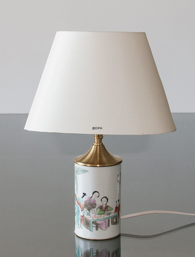 Oval lampeskærm 17 cm i højden, hvid chintz stof