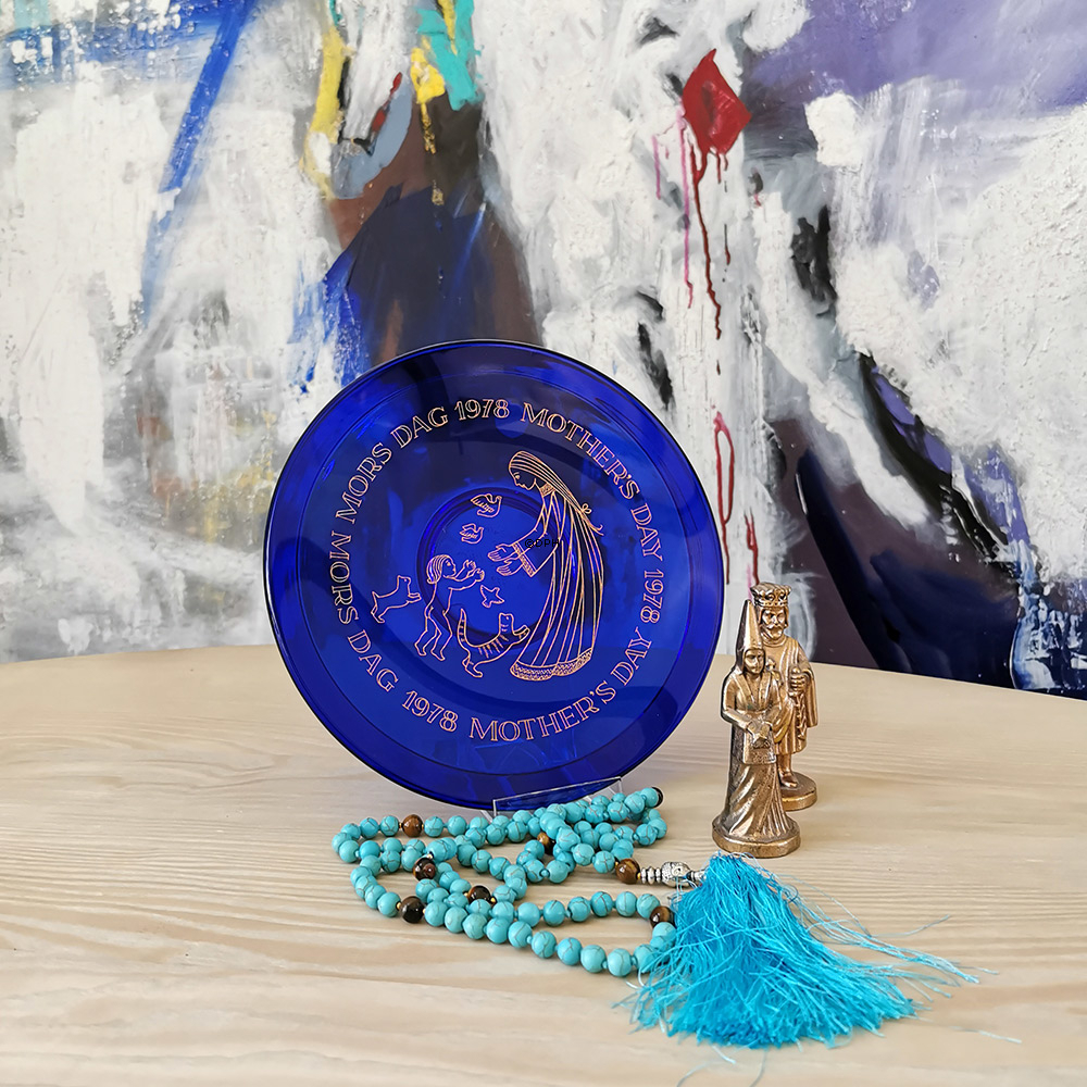 1978 Orrefors mors dag platte i glas