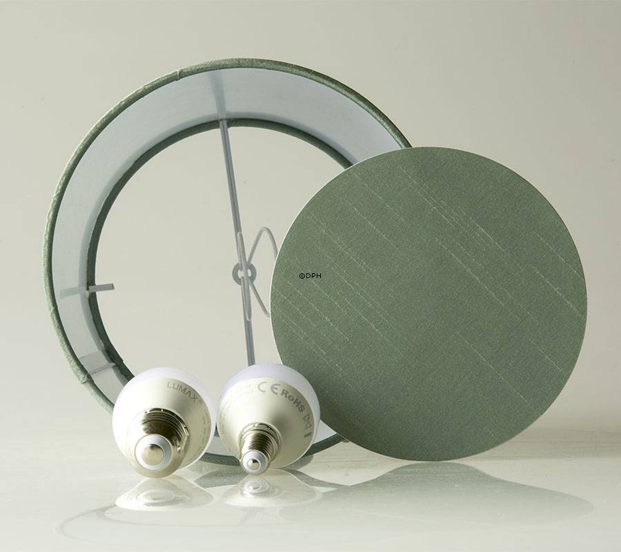 Rund cylinderformet lampeskærm 16 cm i højden, lys grøn silke stof