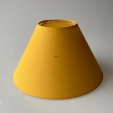 Rund lampeskærm høj model 19 cm i højden, gul chintz stof,