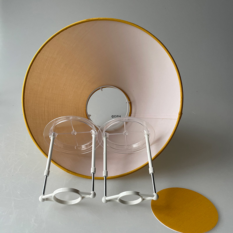 Rund lampeskærm høj model 19 cm i højden, gul chintz stof,