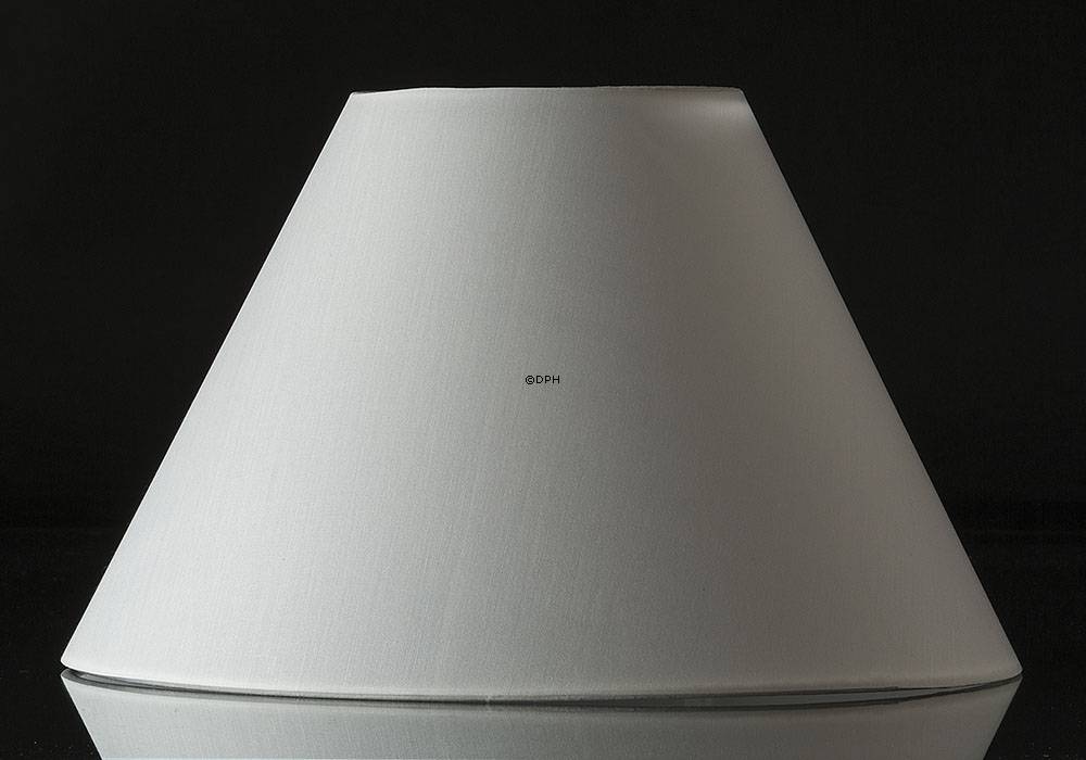 Rund lampeskærm høj model 20 cm i højden, hvid chintz stof, (Til Holmegaard Apoteker bordlampe, lille nr. 4363476 og Torino, mellem nr. 4363332)