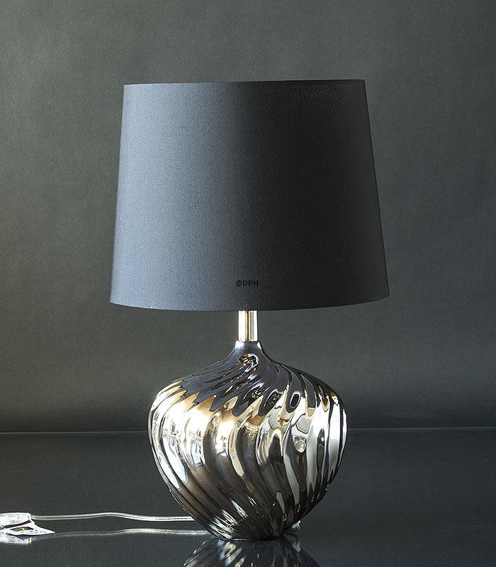 Rund cylinderformet lampeskærm 26 cm i højden i sort chintz, (evt til Holmegaard Base lampe stor)