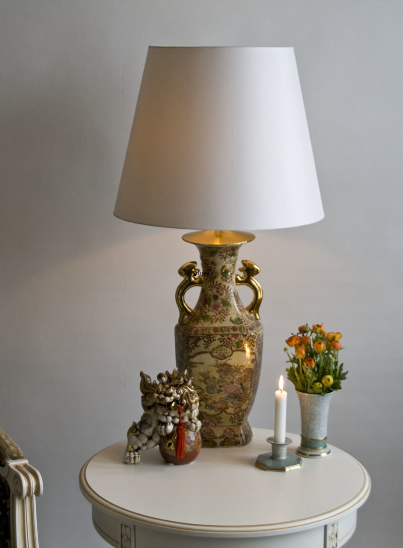 Rund cylinderformet lampeskærm 35 cm i højden, hvid chintz stof