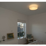 Loftlampe i hvid vaskbar folie med struktur, diameter 48 cm