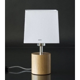 Bordlampe i lys eg