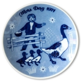 1971 Porsgrund Mother's Day plate