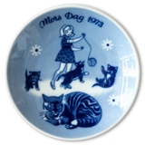 1973 Porsgrund Mother's Day plate