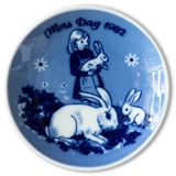 1982 Porsgrund Mother's Day plate