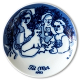 1983 Porsgrund Mother's Day plate