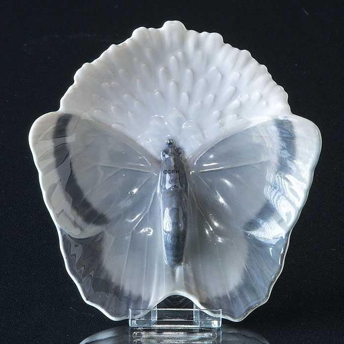 Art Nouveau skål med natsværmer Royal Copenhagen nr. 10-16 (Repareret proffessionelt)