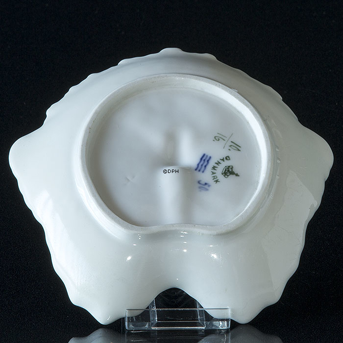 Art Nouveau skål med natsværmer Royal Copenhagen nr. 10-16 (Repareret proffessionelt)