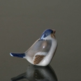 Finch sitting up, Royal Copenhagen bird figurine no. 081 or 1040