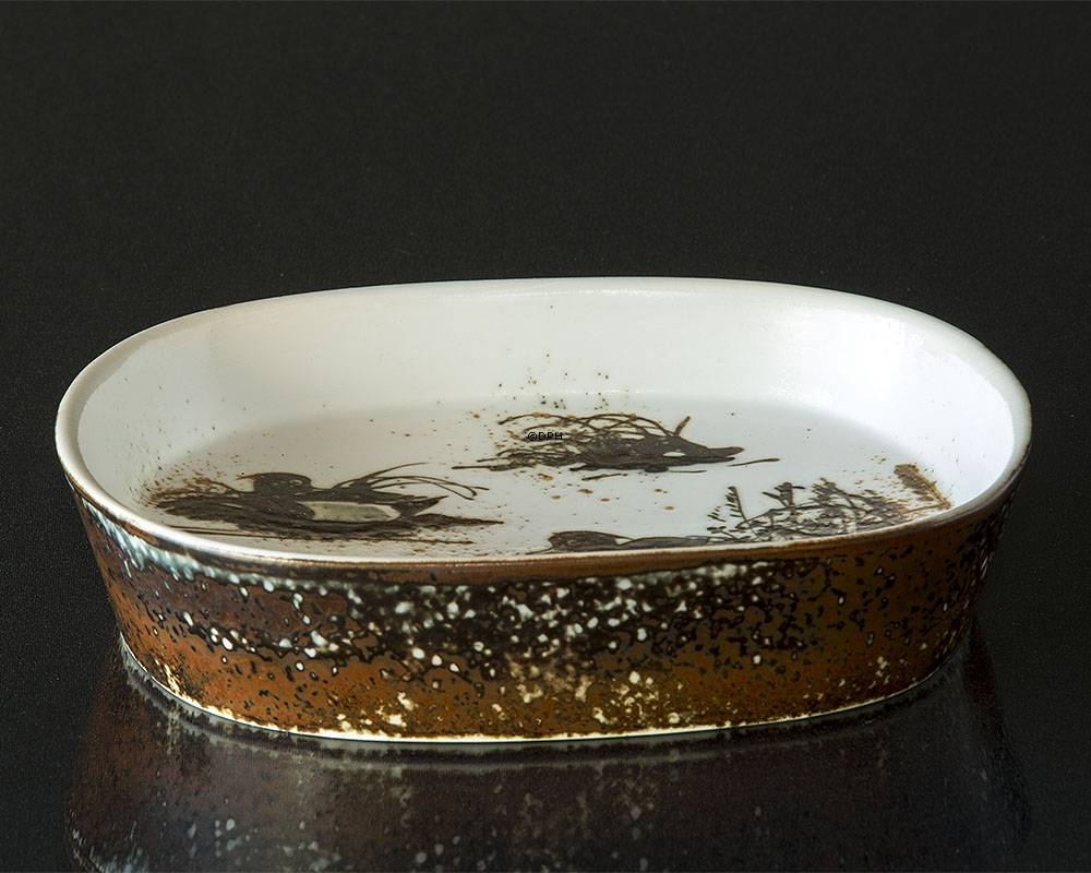 Fajance skål med Edderfugle af Nils Thorssen, Royal Copenhagen nr. 1048-5303