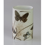 Diana Fajance vase af Nils Thorssen med sommerfugle, Royal Copenhagen nr. 1061-5331