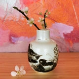 Mini Fajance vase med edderfugle, Nils Thorssen, Royal Copenhagen nr. 1068-5375