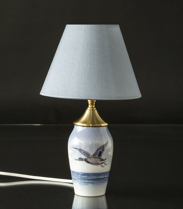 Rund lampeskærm 13 cm i højden, lys blå silke stof