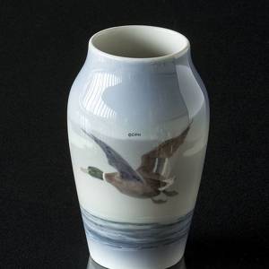 Vase med and, Royal Copenhagen nr. 1087-88-6 | Nr. R1087-88-6 | Alt. r1087-88b | DPH Trading