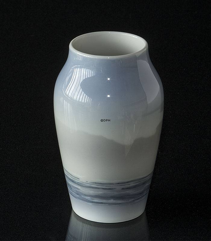 Vase med and, Royal Copenhagen nr. 1087-88-6