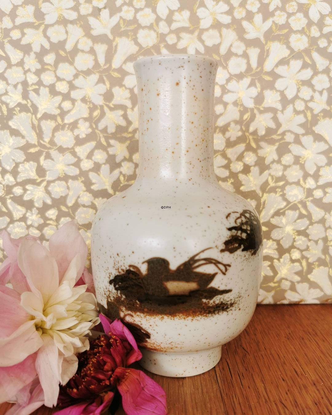 Diana Fajance vase med ænder af Nils Thorssen, Royal Copenhagen nr. 1108-5367