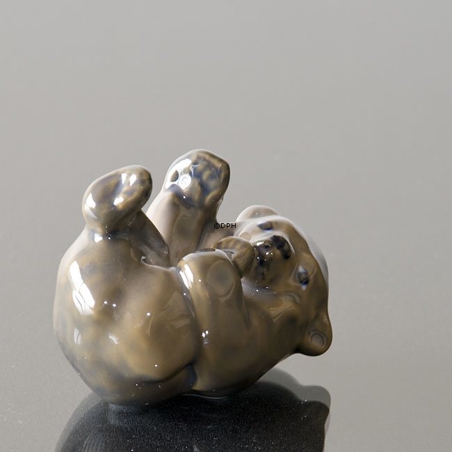 Liggende brun bjørn, Royal Copenhagen figur nr. 1124