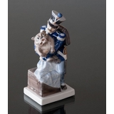 The soldier and the dog from the Tinderbox, Royal Copenhagen figurine No. 1156