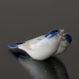 Two Finches lovingly close, Royal Copenhagen bird figurine no. 090 or 1189