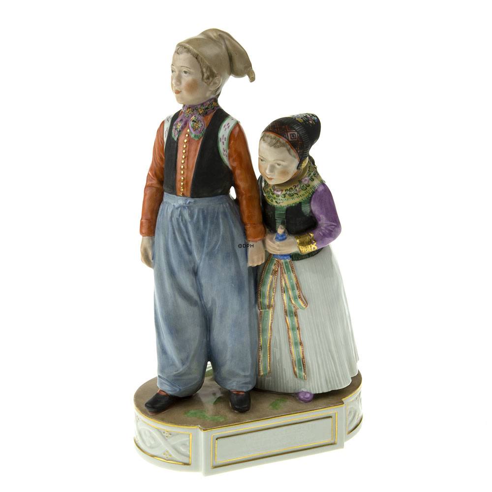 To børn, Royal Copenhagen overglasur figur nr. 12106