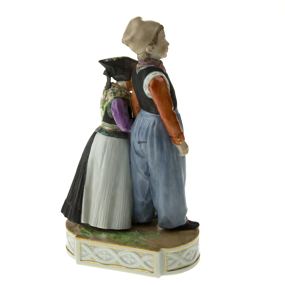 To børn, Royal Copenhagen overglasur figur nr. 12106