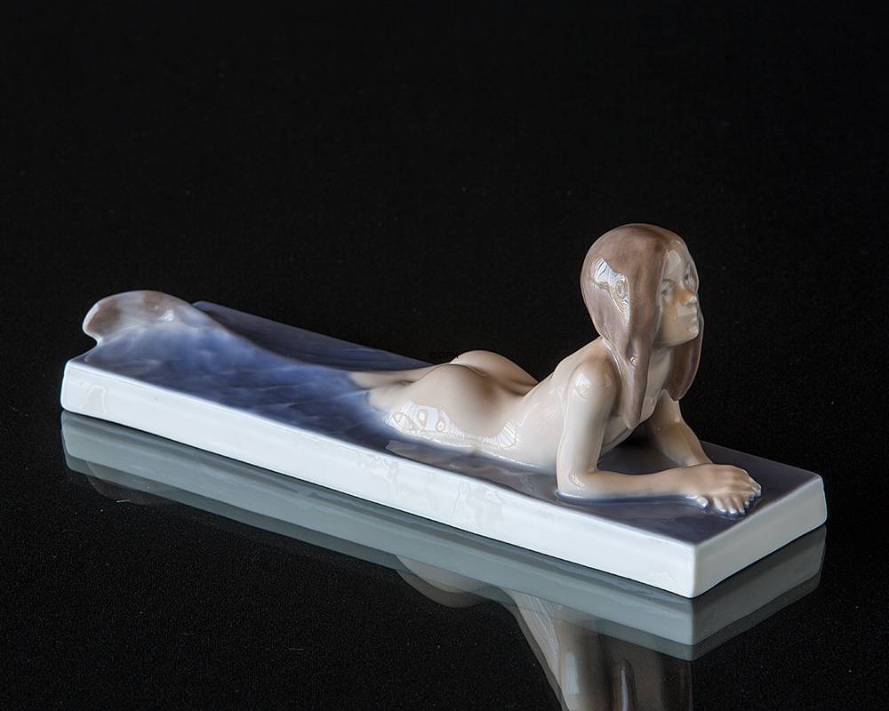 Havfrue i vand, Royal Copenhagen figur nr. 1212