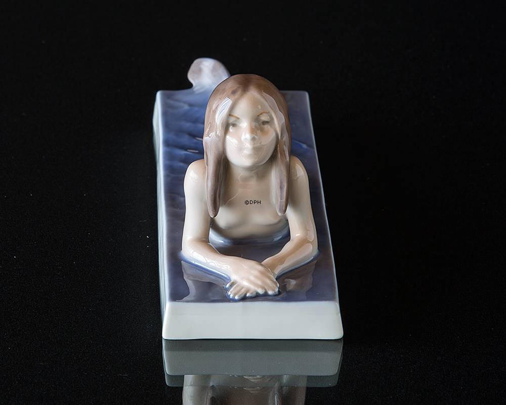 Havfrue i vand, Royal Copenhagen figur nr. 1212