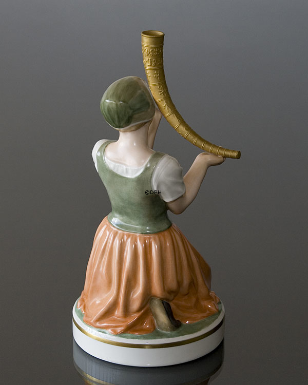 Pige med guldhorn, Royal Copenhagen overglasur figur nr. 12242