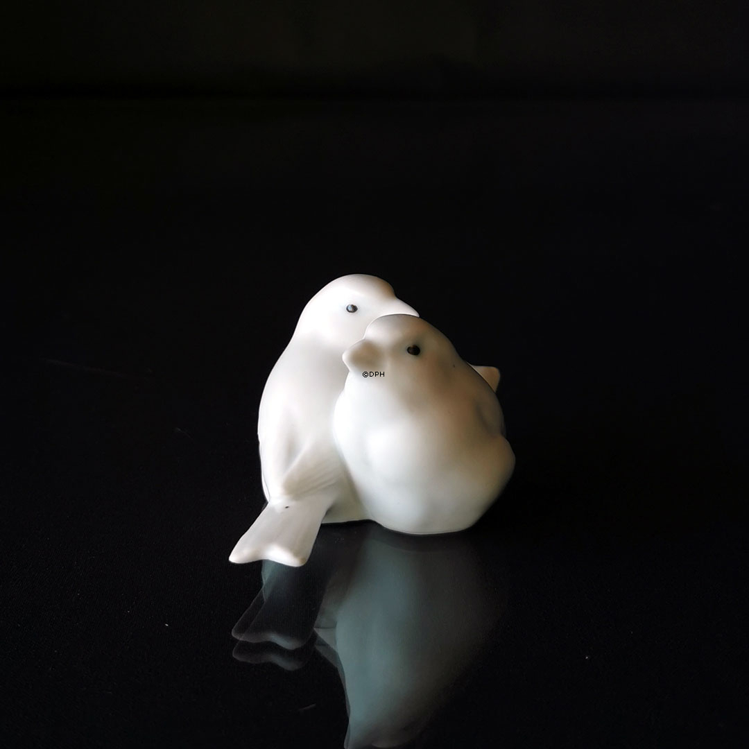 Spurvepar, hvid Royal Copenhagen figur nr. 1309