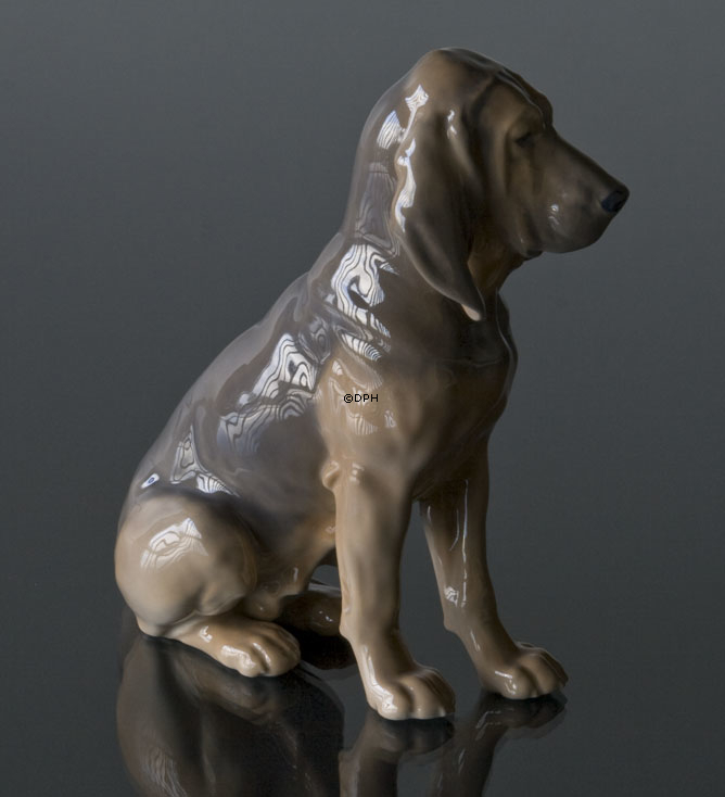 Blodhund, Royal Copenhagen hunde figur nr. 1322