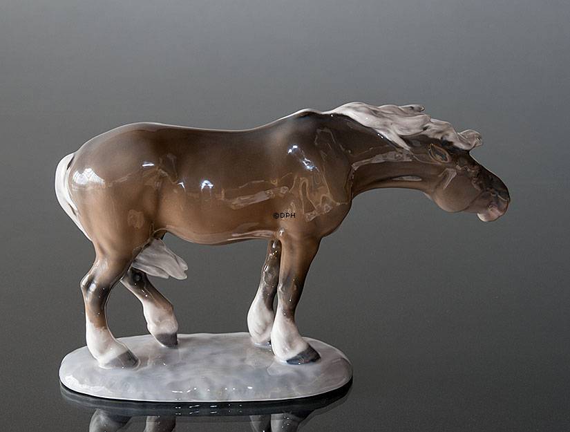 Hest, Royal Copenhagen heste figur nr. 1362