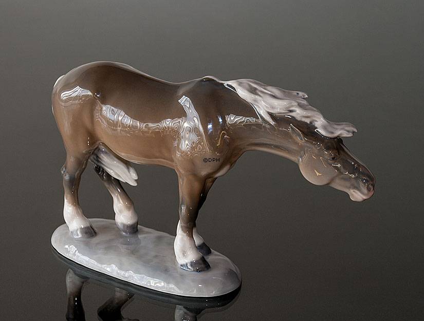 Hest, Royal Copenhagen heste figur nr. 1362