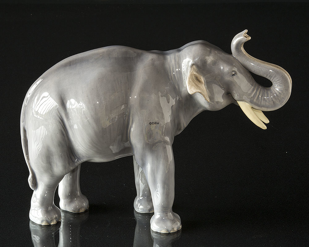 Stående elefant, Royal Copenhagen figur nr. 1373 (1894-1922)