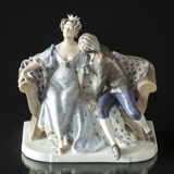 Prinsessen og Klods Hans, Royal Copenhagen figur nr. 1473 (1894-1922) (Bemærk - Lille reparation v/princessen finger)