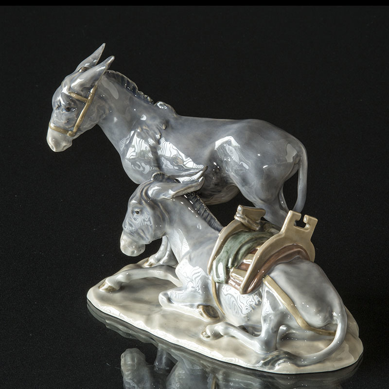 To æsler på base, Royal Copenhagen figur 1486 (1913) Meget sjælden