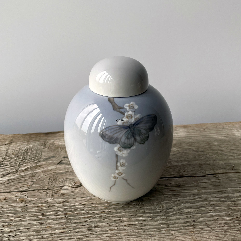 Krukke med Sommerfugl, Royal Copenhagen nr. 1528-1241