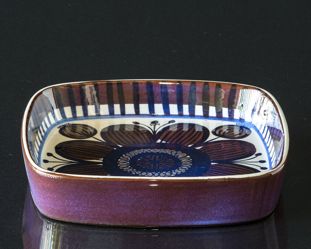 Fajance skål af Elisabeth Selchau, Royal Copenhagen nr. 167-2883