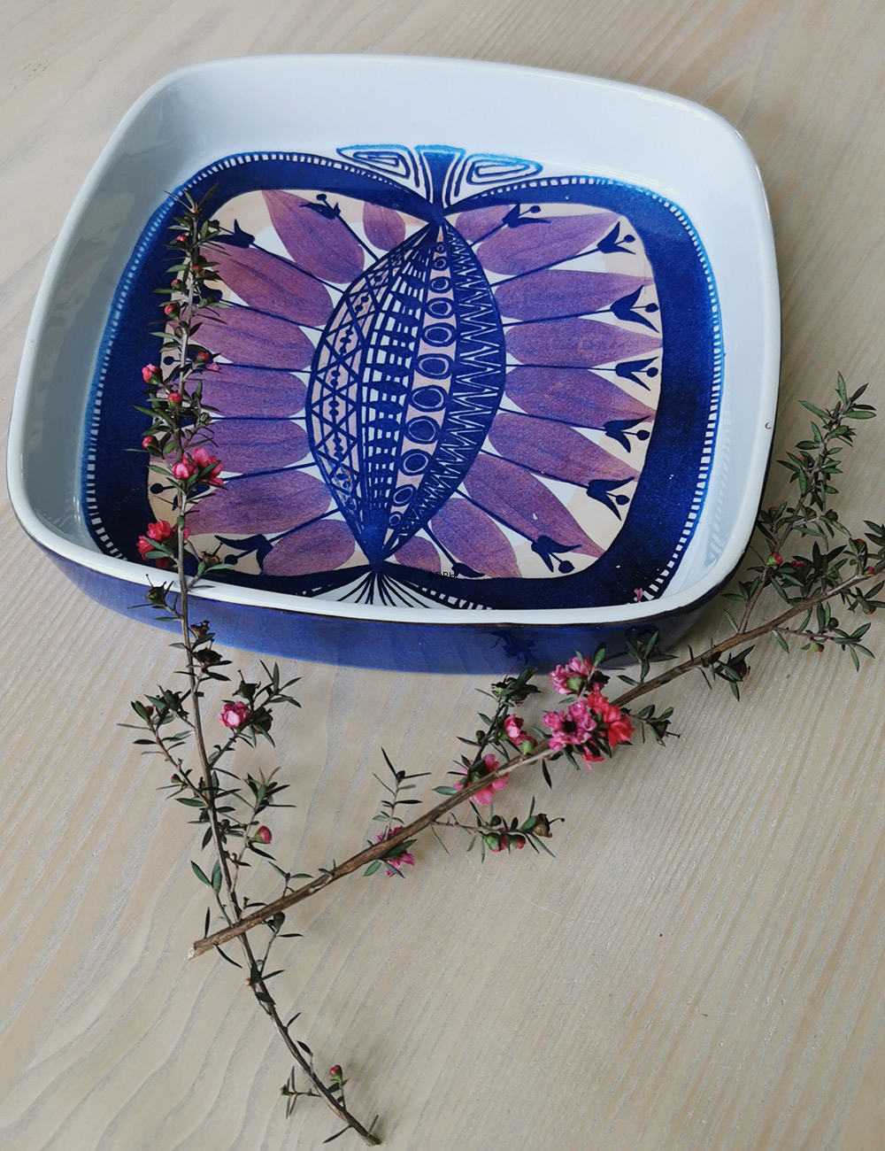 Tenera Fajance skål, Aluminia/Royal Copenhagen nr. 168-2884